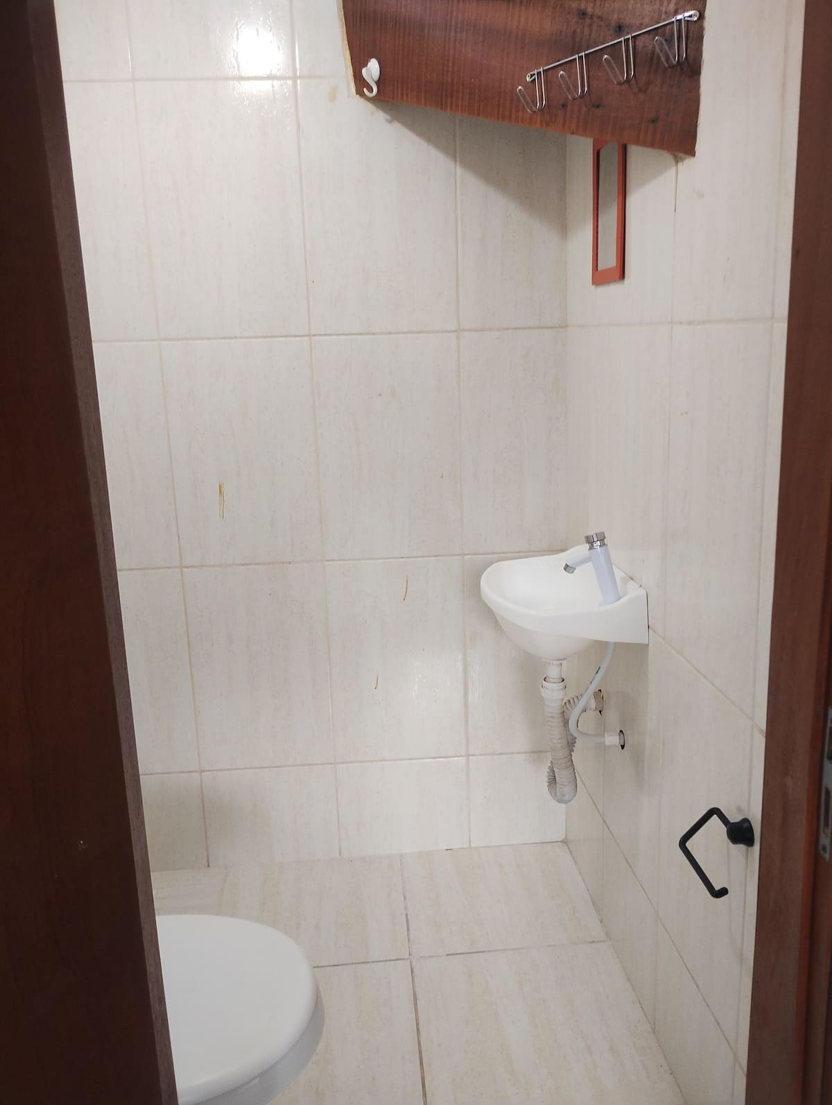 Lavabo com vaso e pia